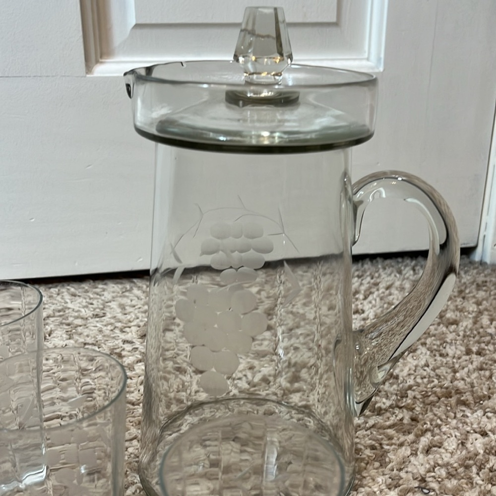 Vintage Grape Etched Carafe Pitcher w/ 11 Matching Glasses